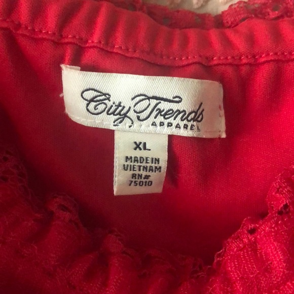 Strapless red lace dress - Picture 6 of 6